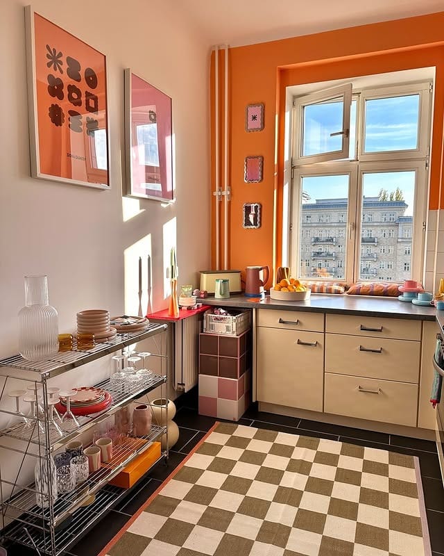 18. Orange and Cream Retro Kitchen Idea - retro kitchen ideas