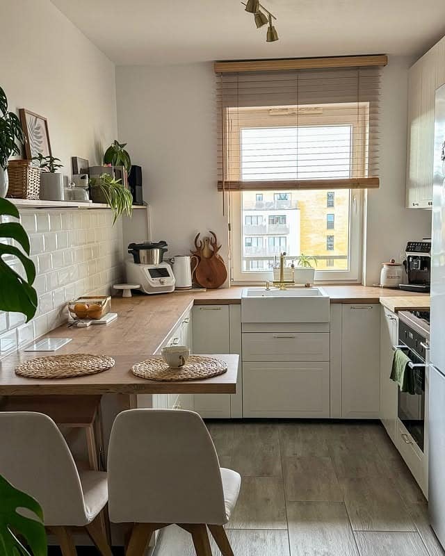 5. Neutral White and Oak Small Kitchen Ideas - small kitchen ideas