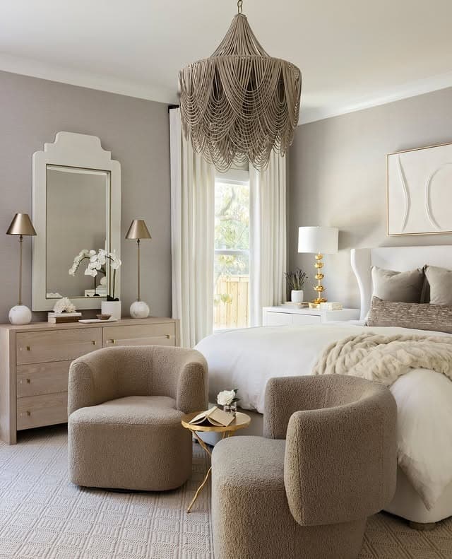 22. Chic Bedroom Ideas in Greige and Ivory - chic bedroom ideas