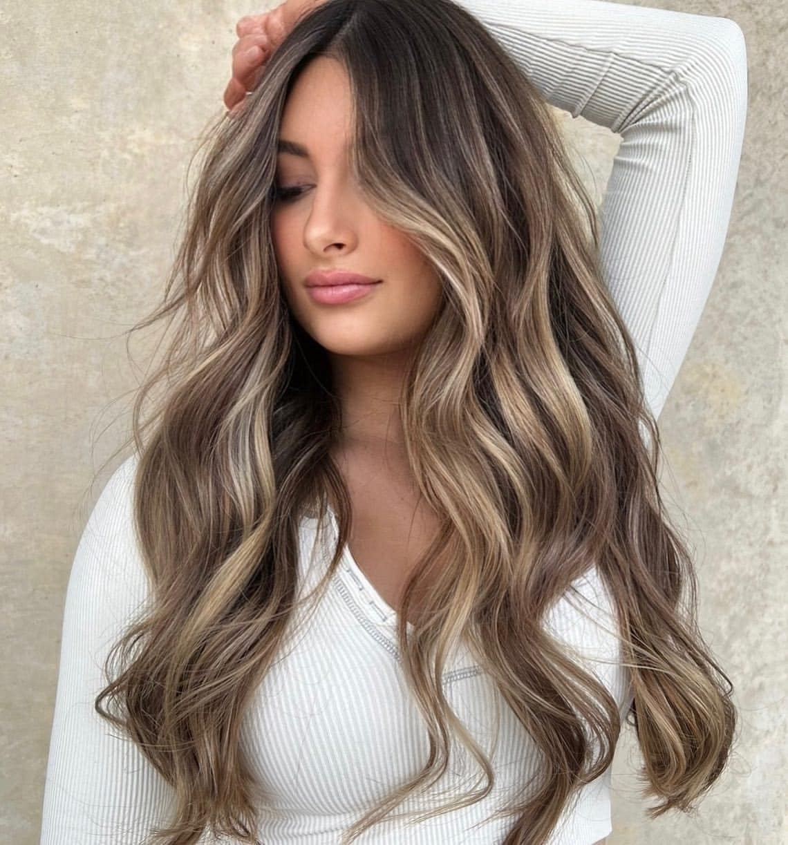 22. Beige Blonde Balayage with Face-Framing Waves - Balayage Hair Colors