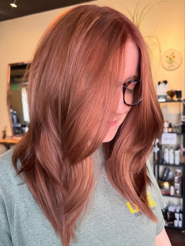 5. Rich Rose Gold Face-Framing Layers - Rose Gold Hair Color
