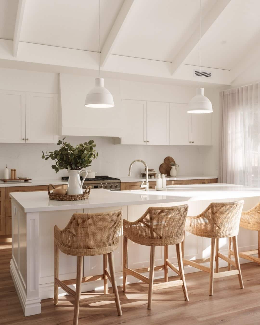 2. Soft White and Natural Oak Scandinavian Kitchen Idea - scandinavian kitchen ideas