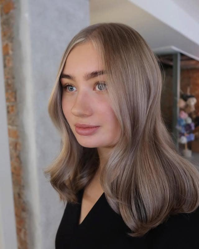 3. Mushroom Dark Blonde Lob - Dark Blonde Hair Color
