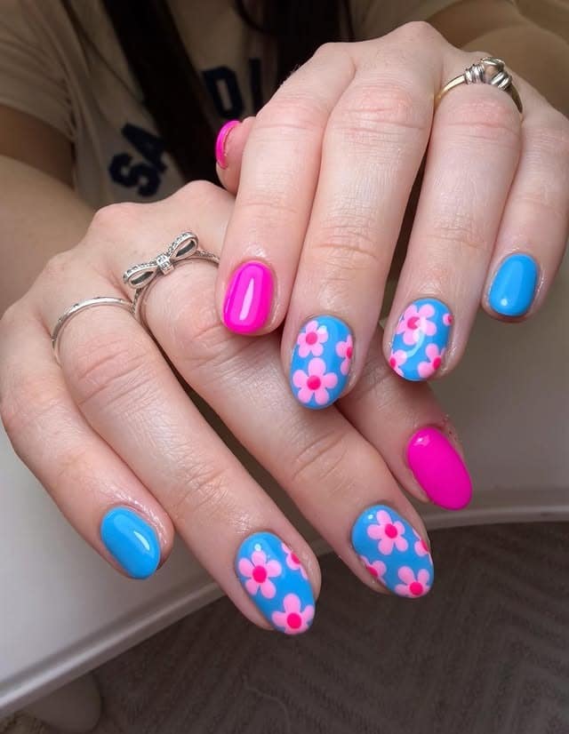 13. Pink and Blue Daisy Oval Nails - pink and blue nail ideas