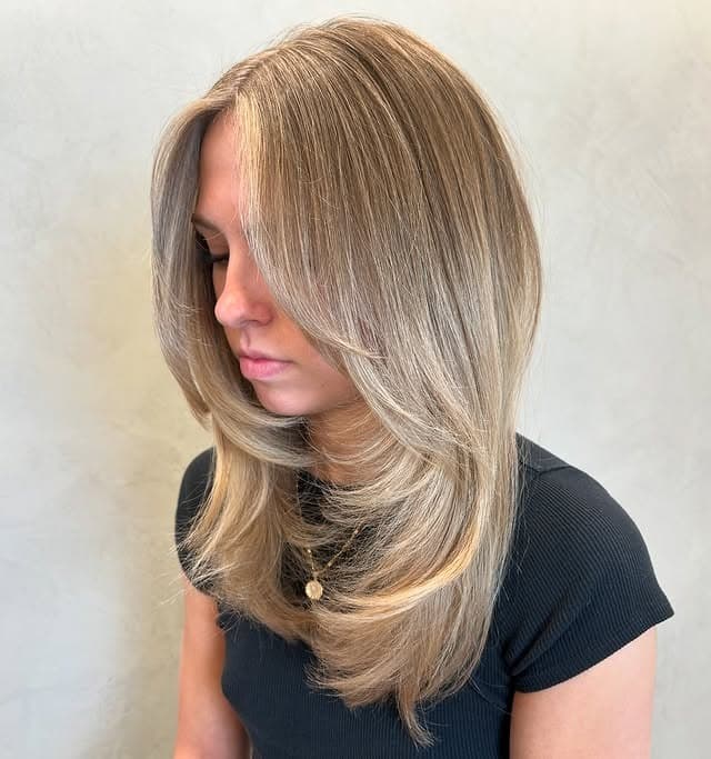 1. Champagne Beige Blonde Butterfly Layers - Old Money Hair