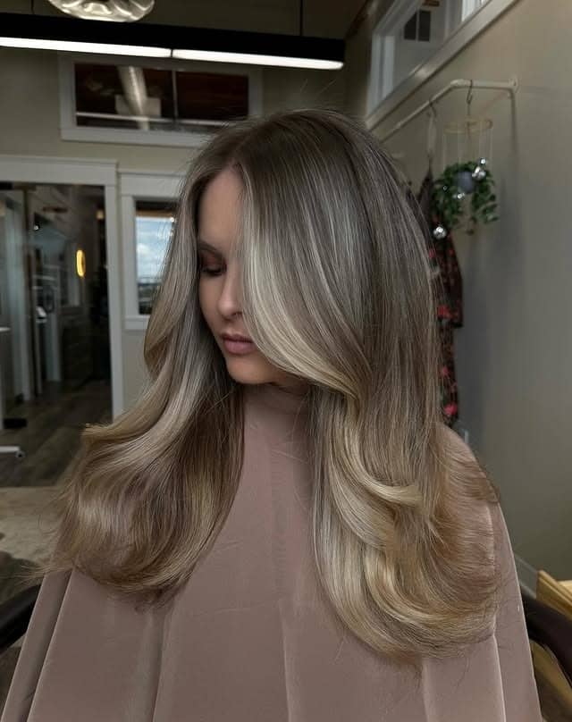 6. Champagne Bronde with Face-Framing Layers - Old Money Hair