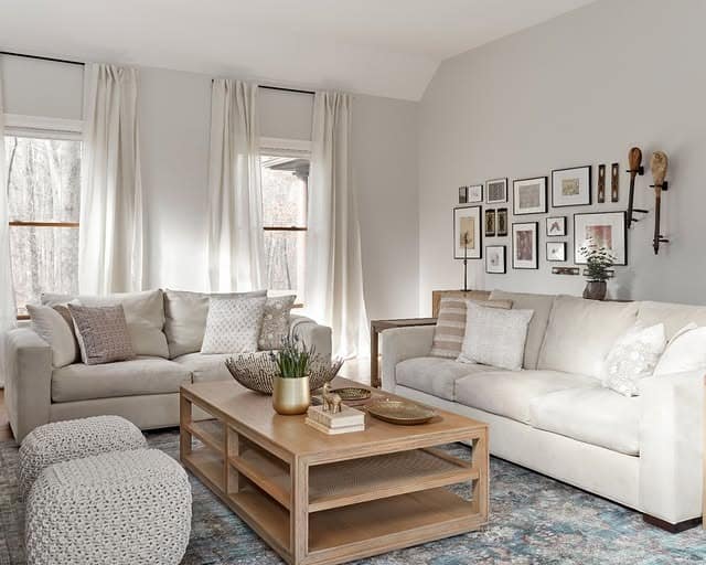 9. Classic White and Natural Wood Comfy Living Room Idea - comfy living room ideas