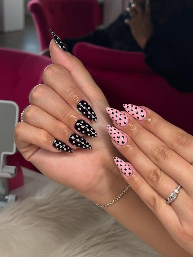 22. Pink and Black Polka Dot Stiletto Nails - black and pink nail ideas