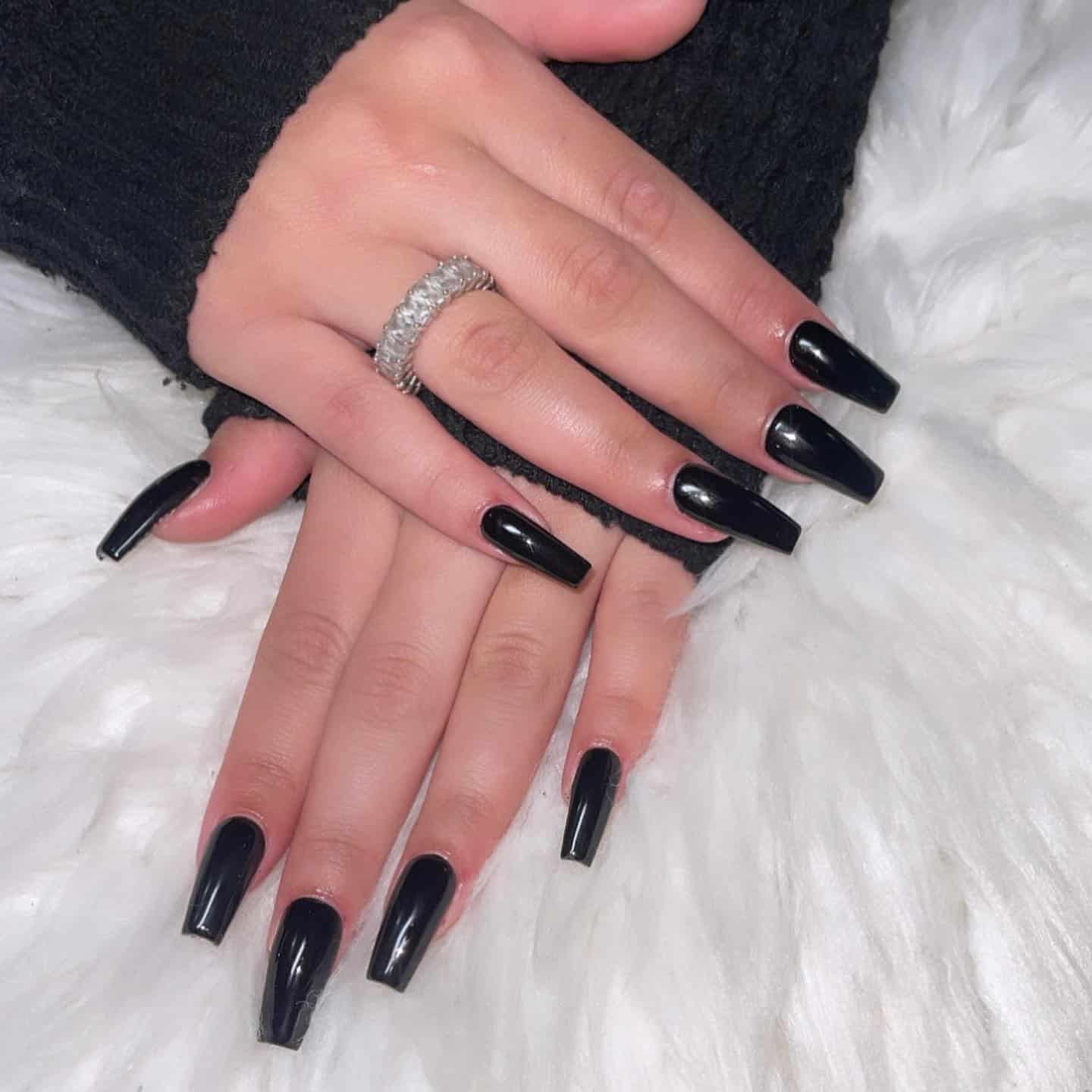 20. Classic Midnight Black Coffin Nails - black coffin nail ideas