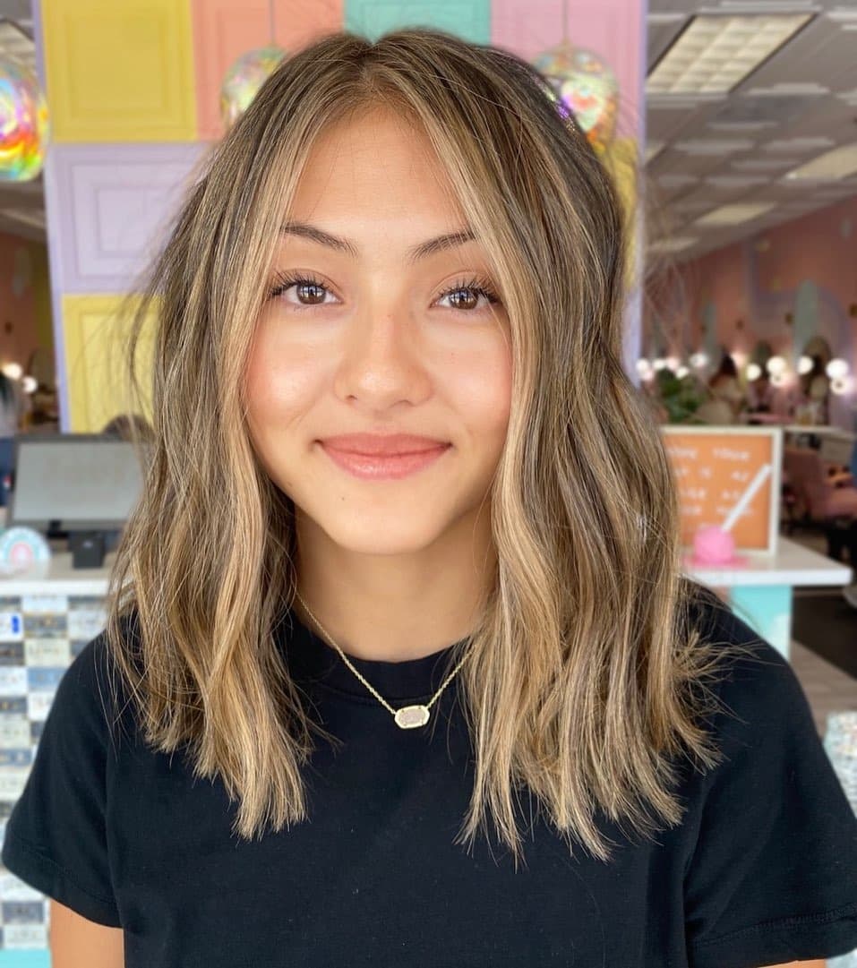 6. Bronde Textured Lob with Blonde Money Pieces - Lob Hairstyles