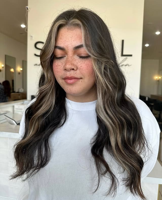 9. Platinum Beige Money Piece Highlights on Dark Brown Waves - Hair Color with Highlights