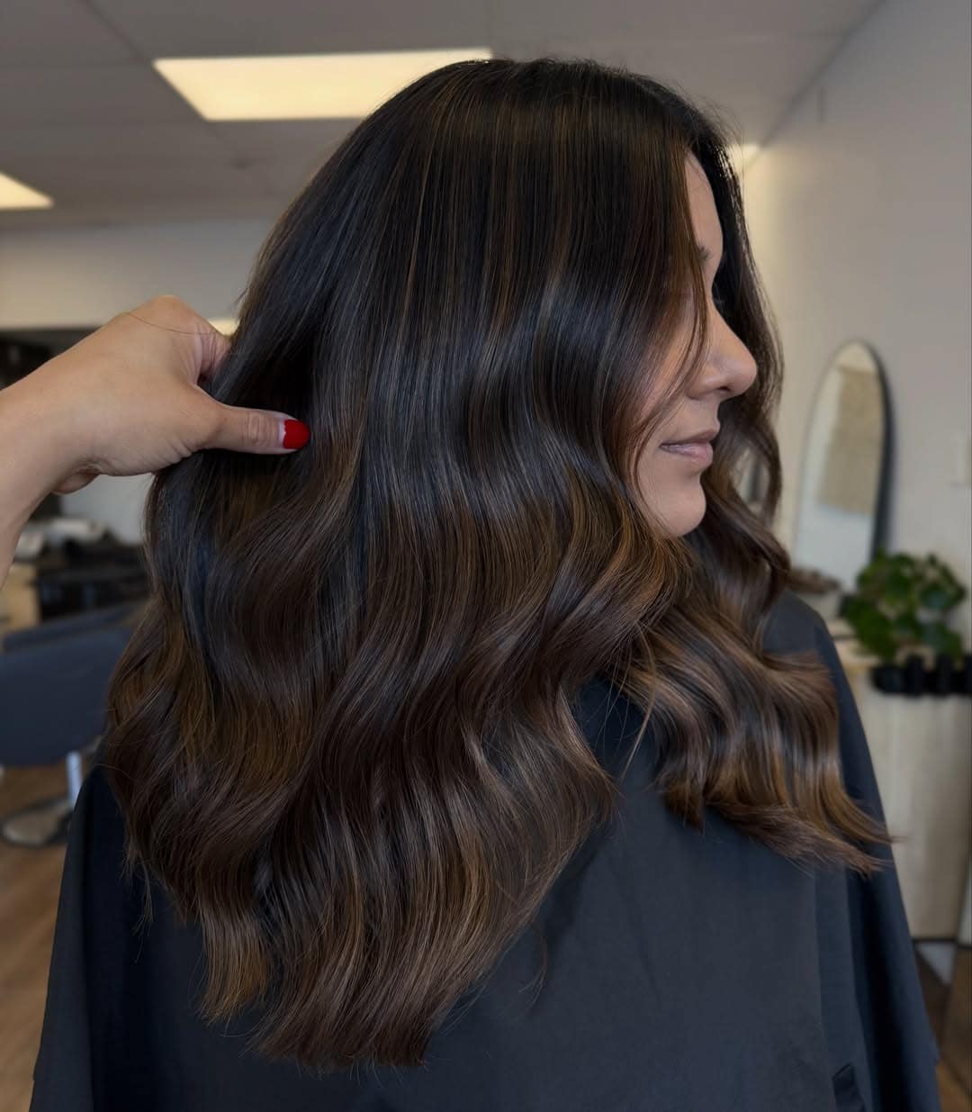 19. Rich Espresso Brunette Balayage with Loose Glossy Waves - Brunette Balayage Hair Color